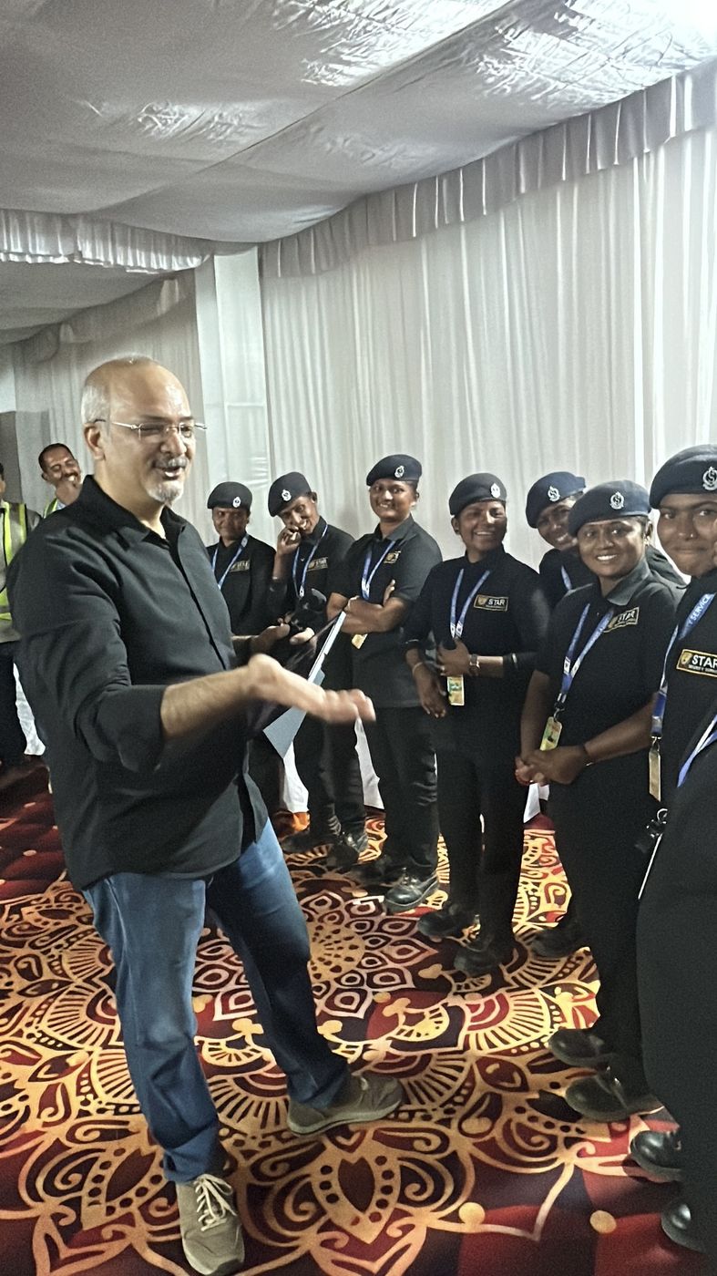 Dr. Vivek facilitating a leadership session